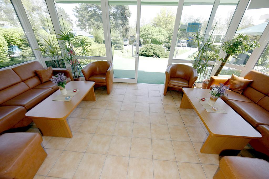 Hotel Decebal Нептун Экстерьер фото