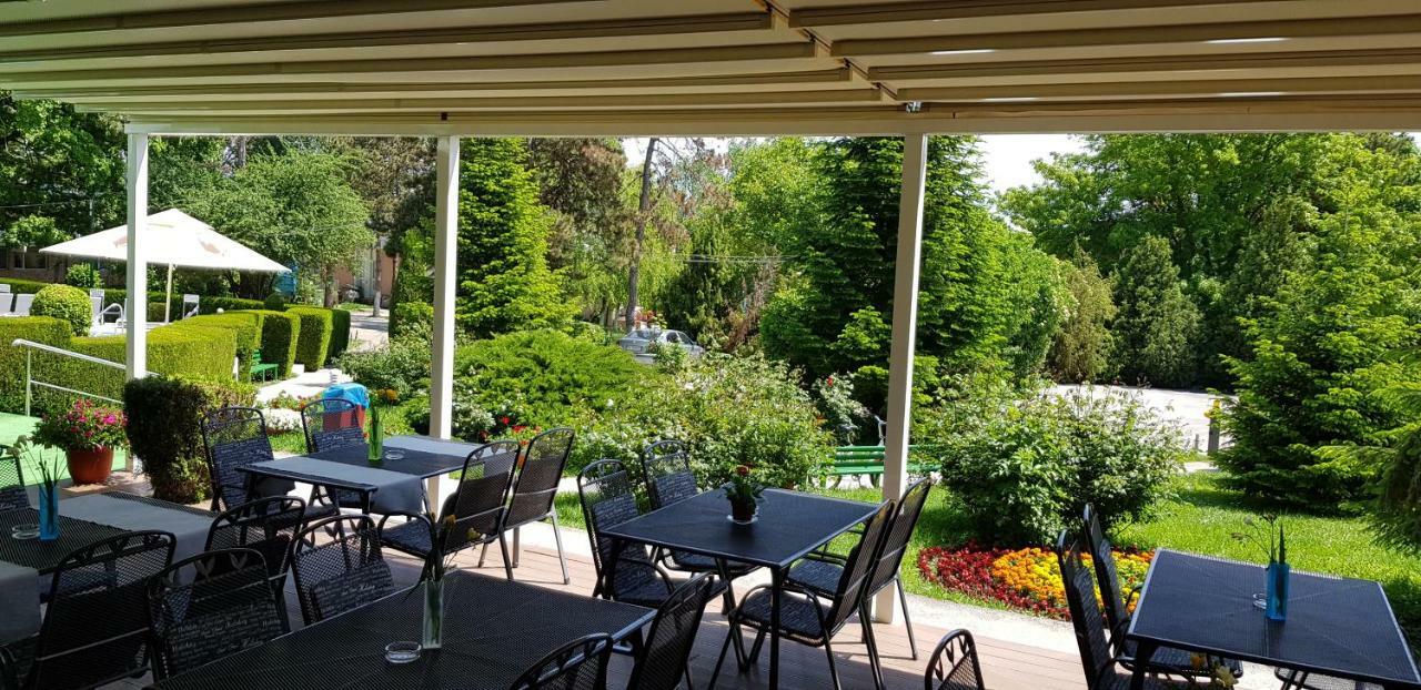 Hotel Decebal Нептун Экстерьер фото